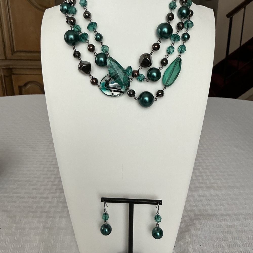Teal, Emerald and Forest Green Antique Silver Tone Necklace and Earrings Set